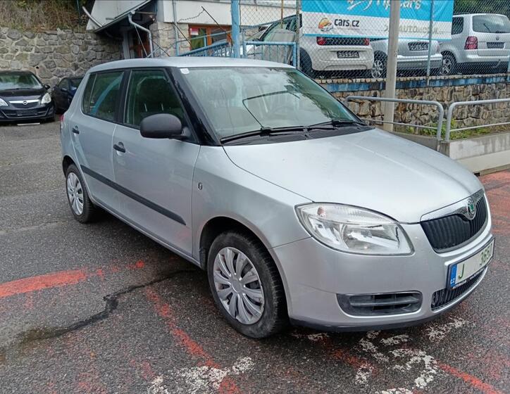 Škoda Fabia 16
