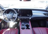 Lexus RX 500h 10