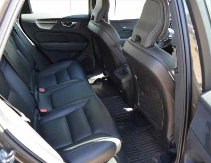 Volvo XC60 15