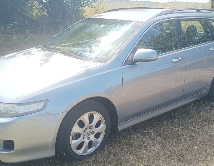 Honda Accord 1