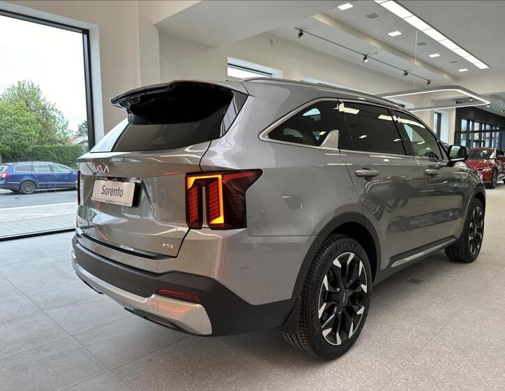 KIA Sorento 5