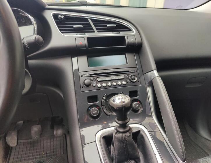 Peugeot 3008 16