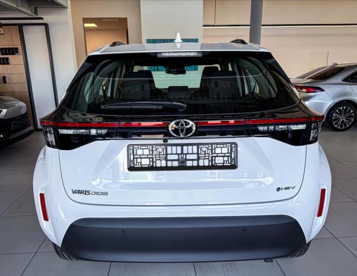 Toyota Yaris Cross 5