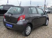 Toyota Yaris 6
