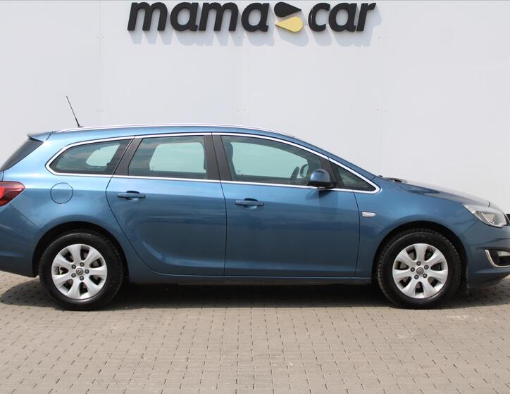Opel Astra 8