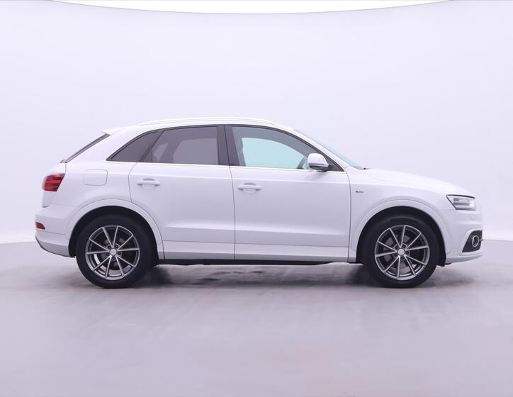 Audi Q3 8