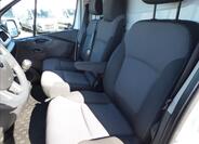 Renault Trafic 18