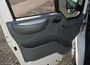 Ford Transit 19