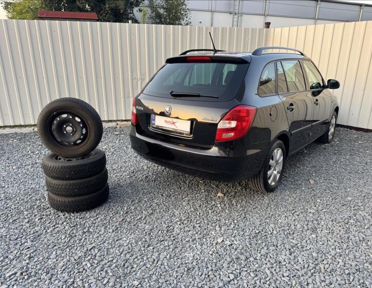 Škoda Fabia 32