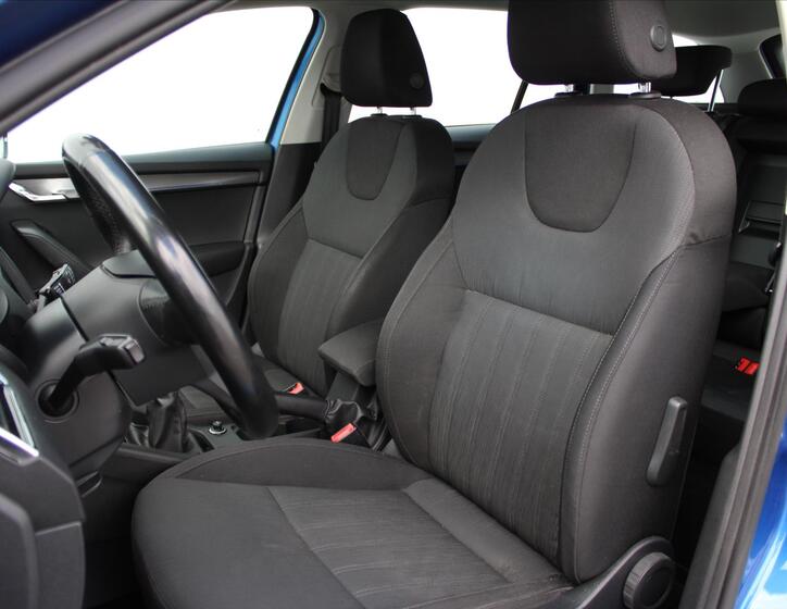 Škoda Octavia 10