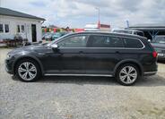 Volkswagen Passat 2