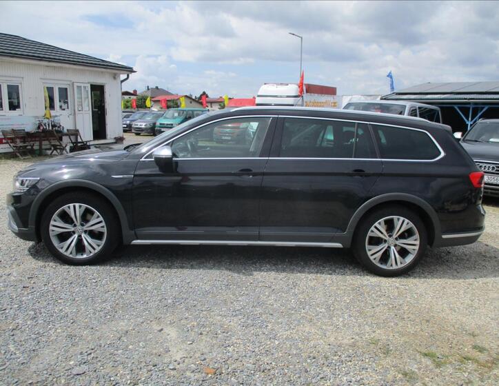 Volkswagen Passat 2