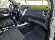 Nissan Navara 25