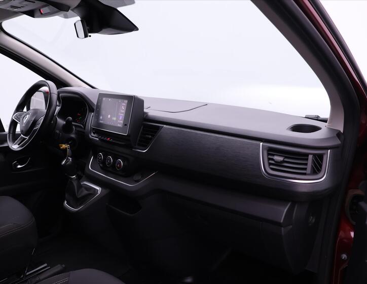 Renault Trafic 25