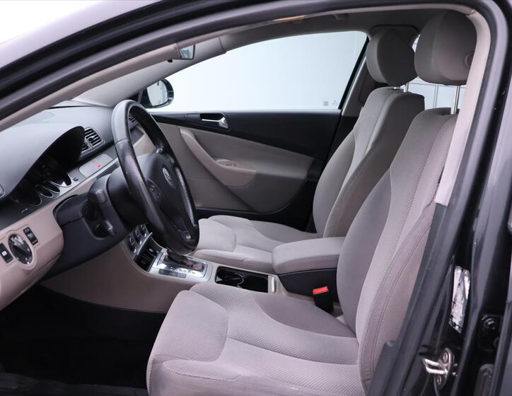 Volkswagen Passat 11