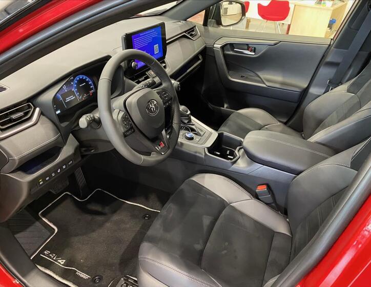 Toyota RAV4 9