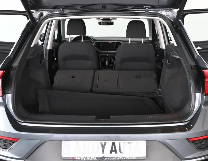 Volkswagen T-Roc 7
