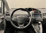 Toyota Verso 5