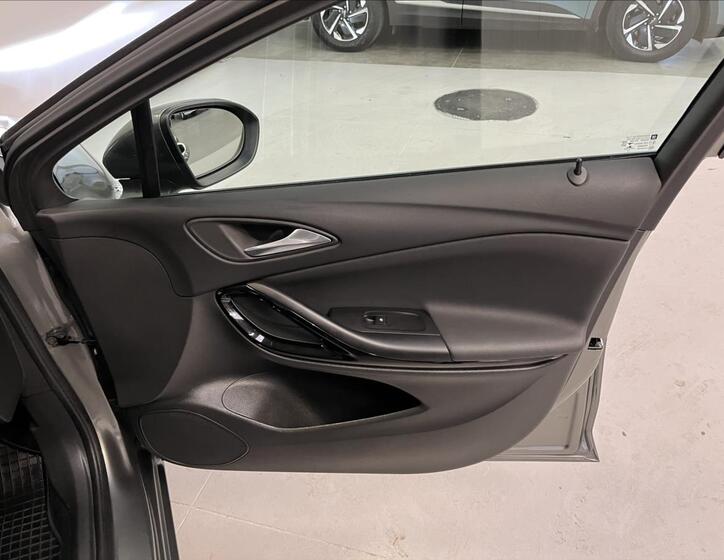 Opel Astra 25