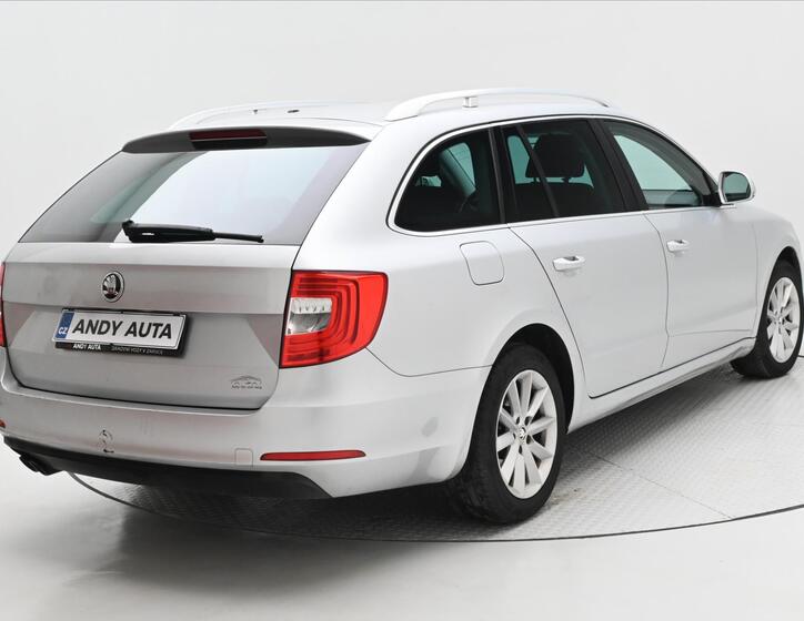 Škoda Superb 5