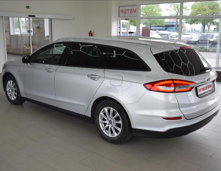 Ford Mondeo 8