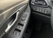 Hyundai i30 18