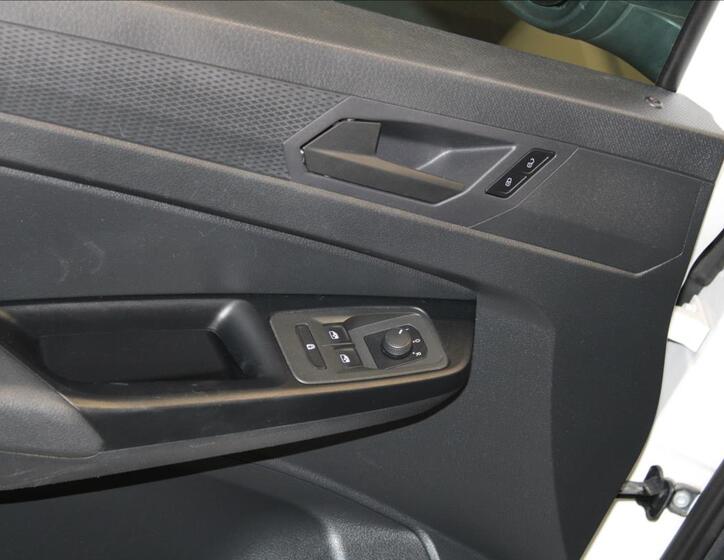 Volkswagen Caddy 11