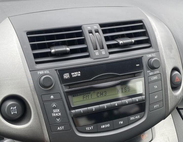 Toyota RAV4 22