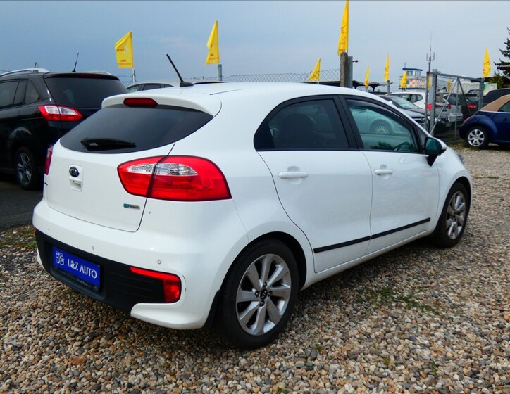 KIA Rio 4