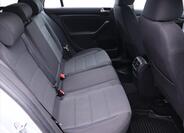 Volkswagen Golf 13