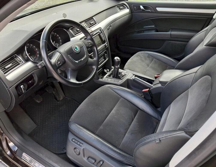 Škoda Superb 6