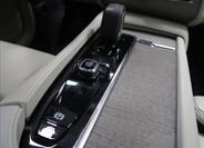 Volvo XC90 16