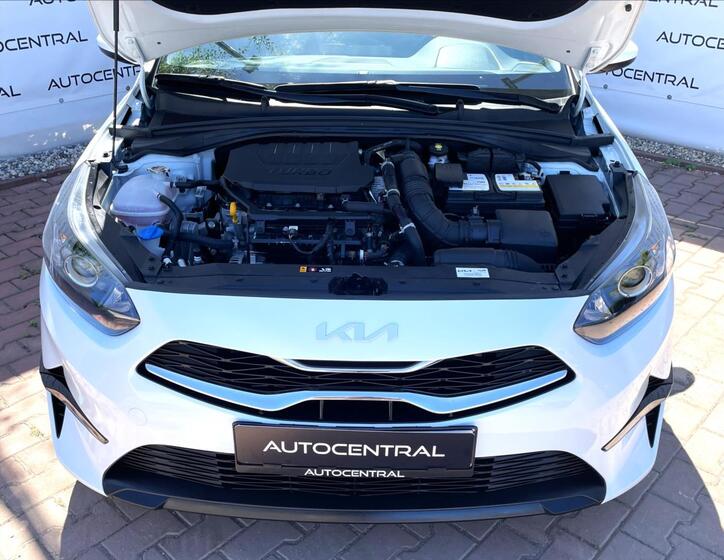KIA Ceed 8