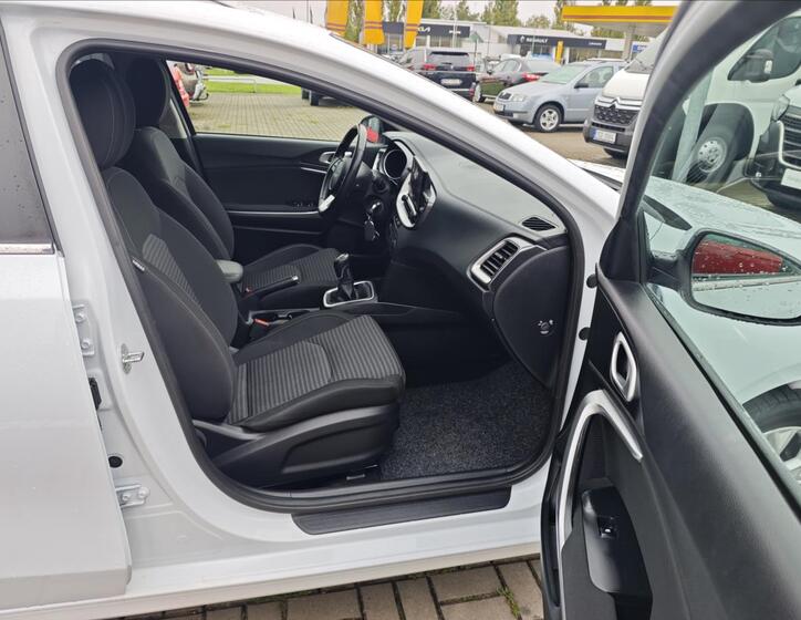 KIA Ceed 14