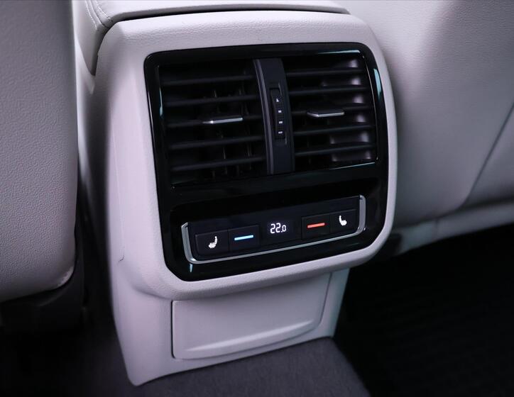 Volkswagen Passat 33
