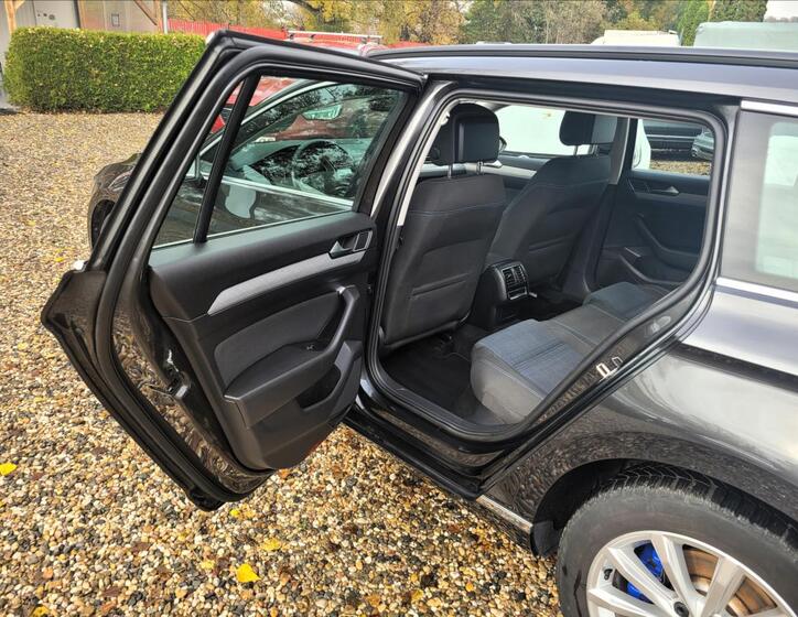 Volkswagen Passat 13