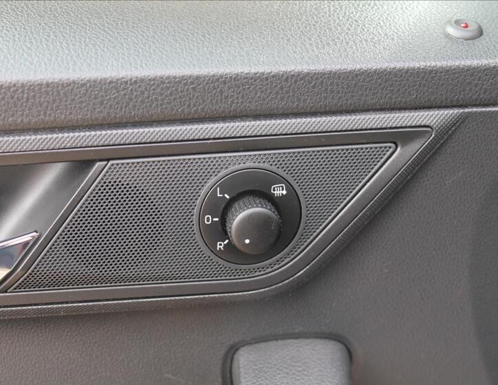 Škoda Fabia 19