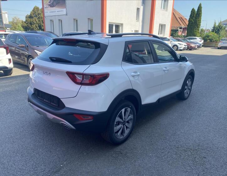 KIA Stonic 4