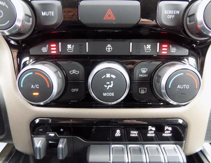 Dodge RAM 1500 33