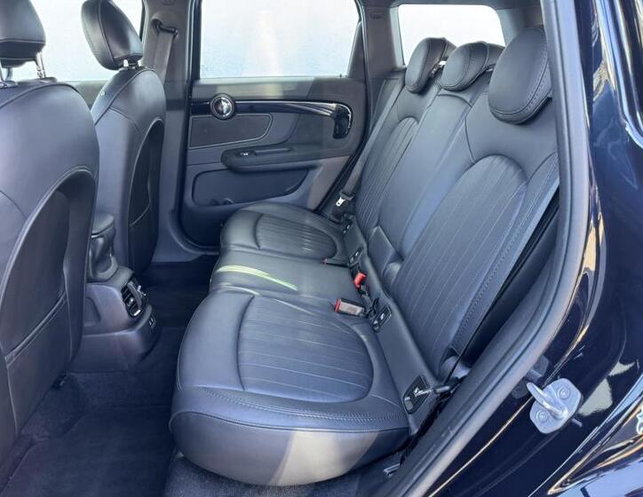 Mini Countryman 7