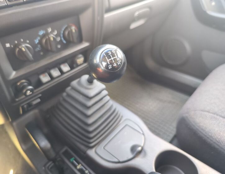 Jeep Cherokee 17