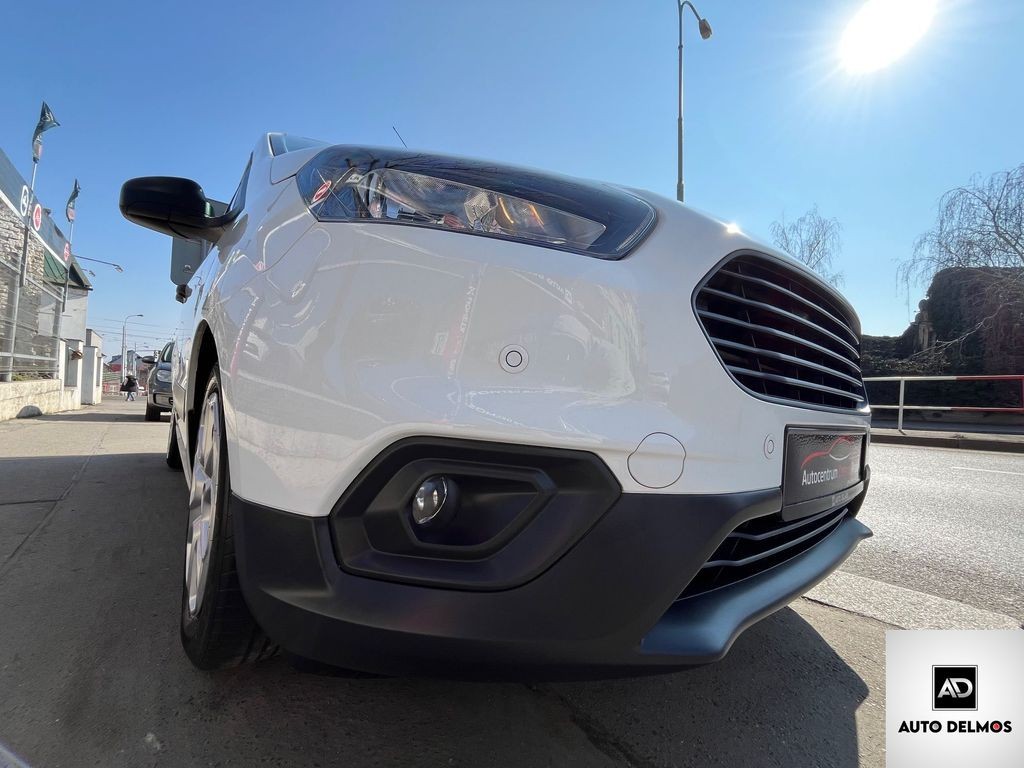 Ford Transit Courier