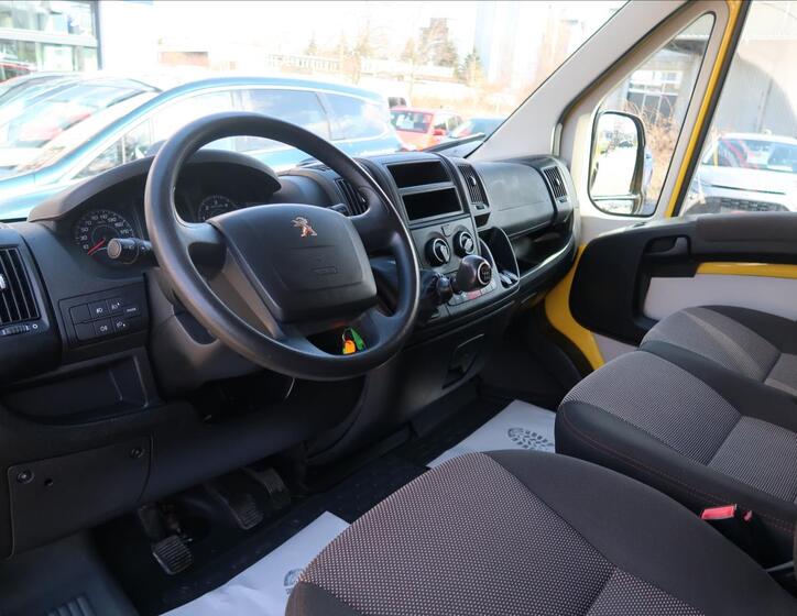 Peugeot Boxer 9
