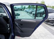 Volkswagen Golf 16
