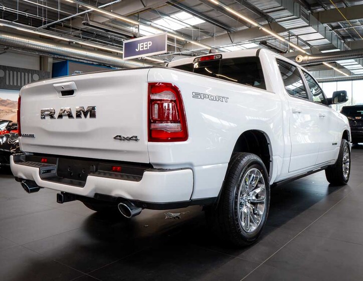 Dodge RAM 6