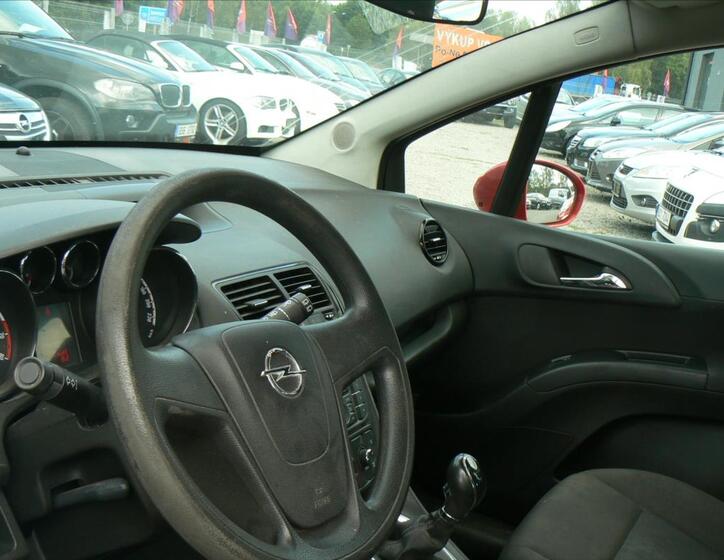 Opel Meriva 9