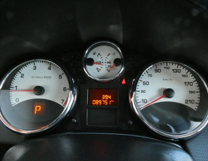 Peugeot 207 30
