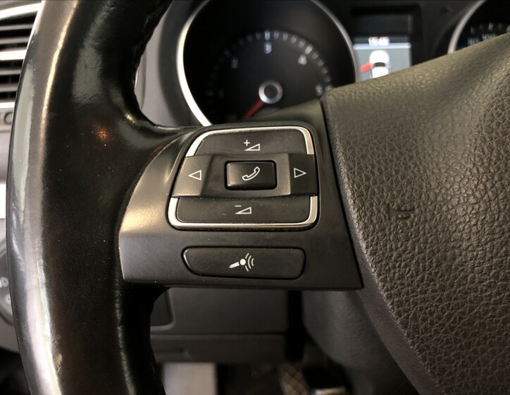 Volkswagen Golf 19