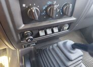 Jeep Cherokee 16