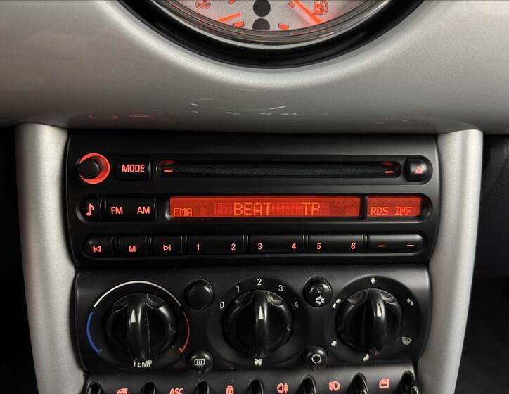 Mini Cooper 16